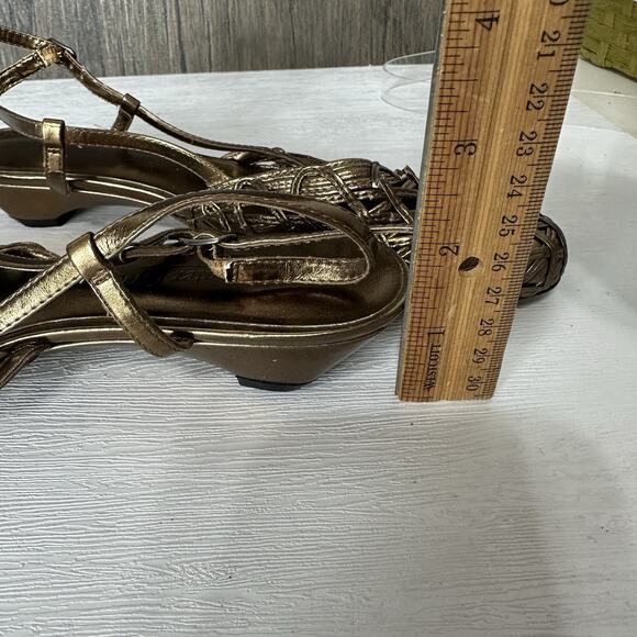 Coldwater Creek Shoes Women 7.5 Gold Bronze Metallic Woven Slingback Kitten Heel - Picture 12 of 12